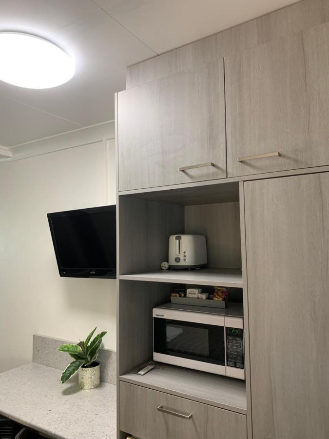 Y Motels Кінґарой Екстер'єр фото